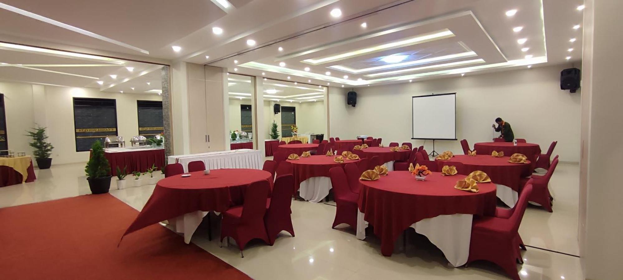 Sun Q Ta Guci Hotel Tegal (Central Java)